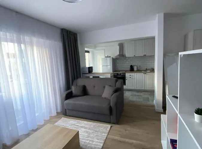 Daire Yoko - Self Check-in, Ultracentral *